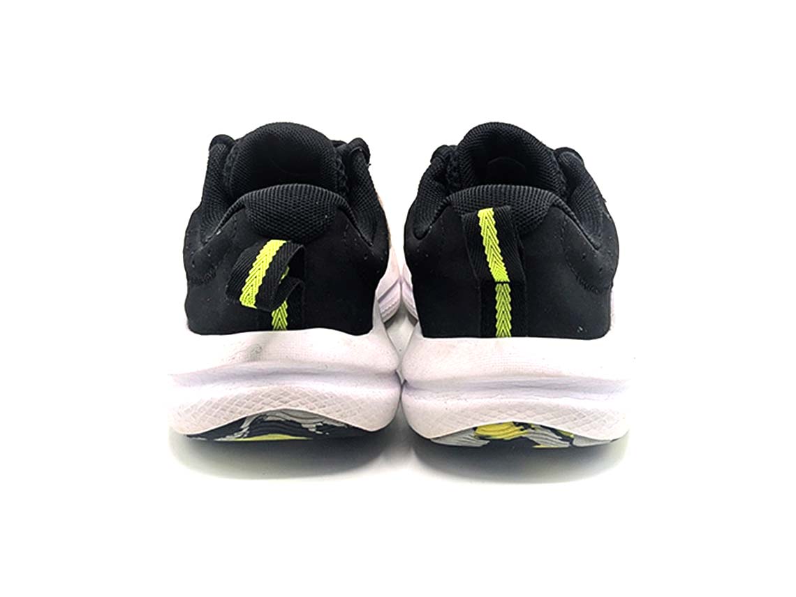 Under Armour Assert 10