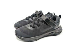 Nike Revolution 6