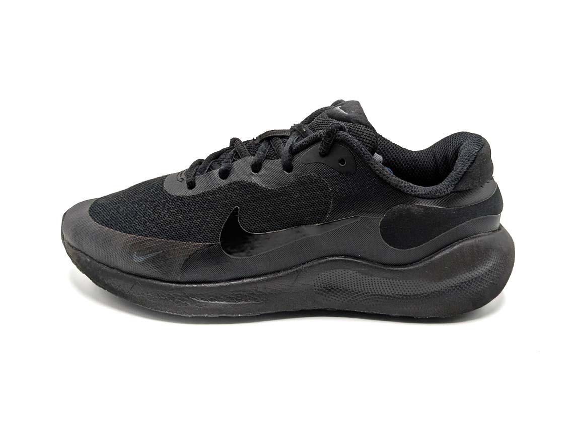 Nike Revolution 7 Main image