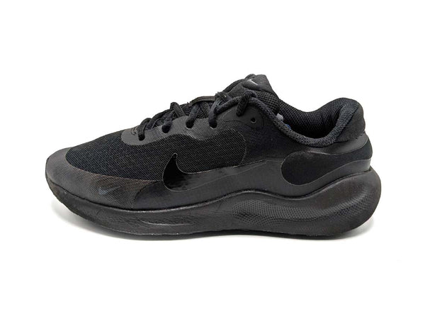 Nike Revolution 7