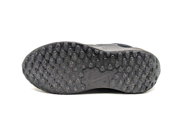 Nike Revolution 7