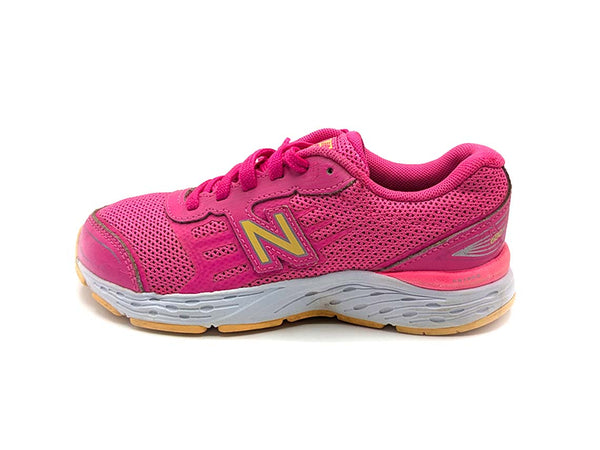 New Balance 680v5