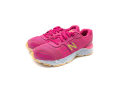 New Balance 680v5