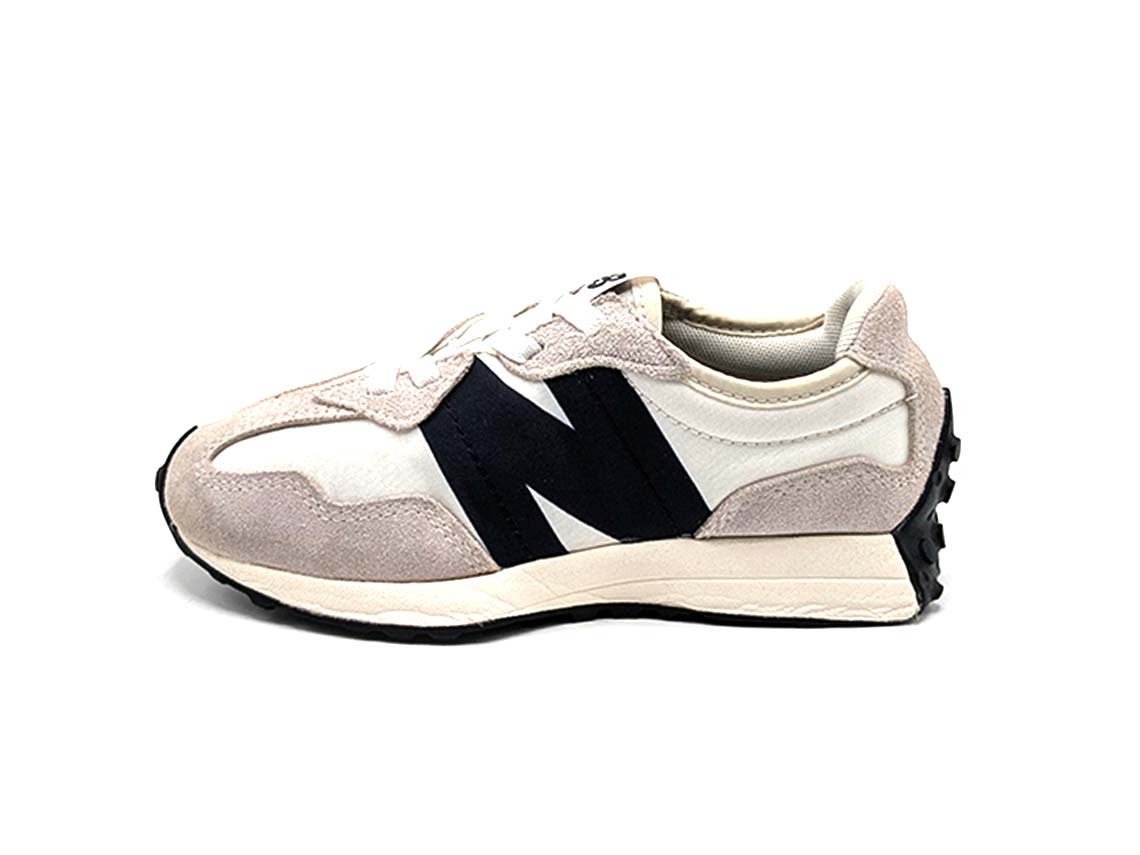 New Balance 327