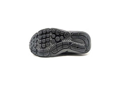 Under Armour Assert 10