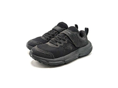 Under Armour Assert 10