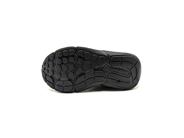Under Armour Assert 10