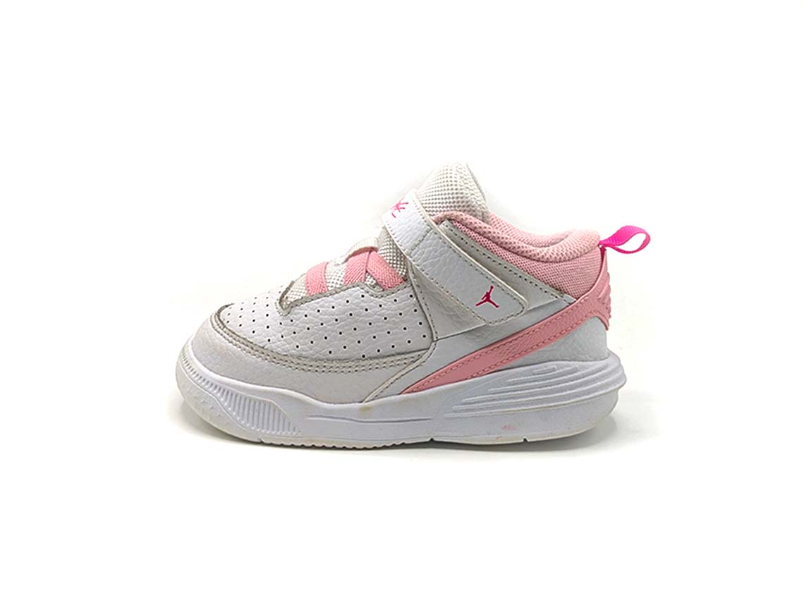 Nike Air Jordan Max Aura 5