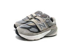 New Balance 990v6