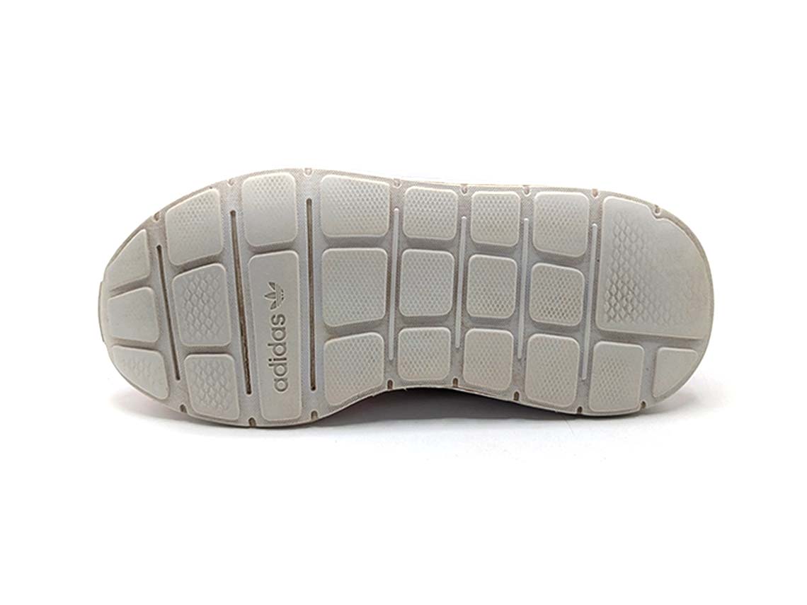 Adidas Swift Run
