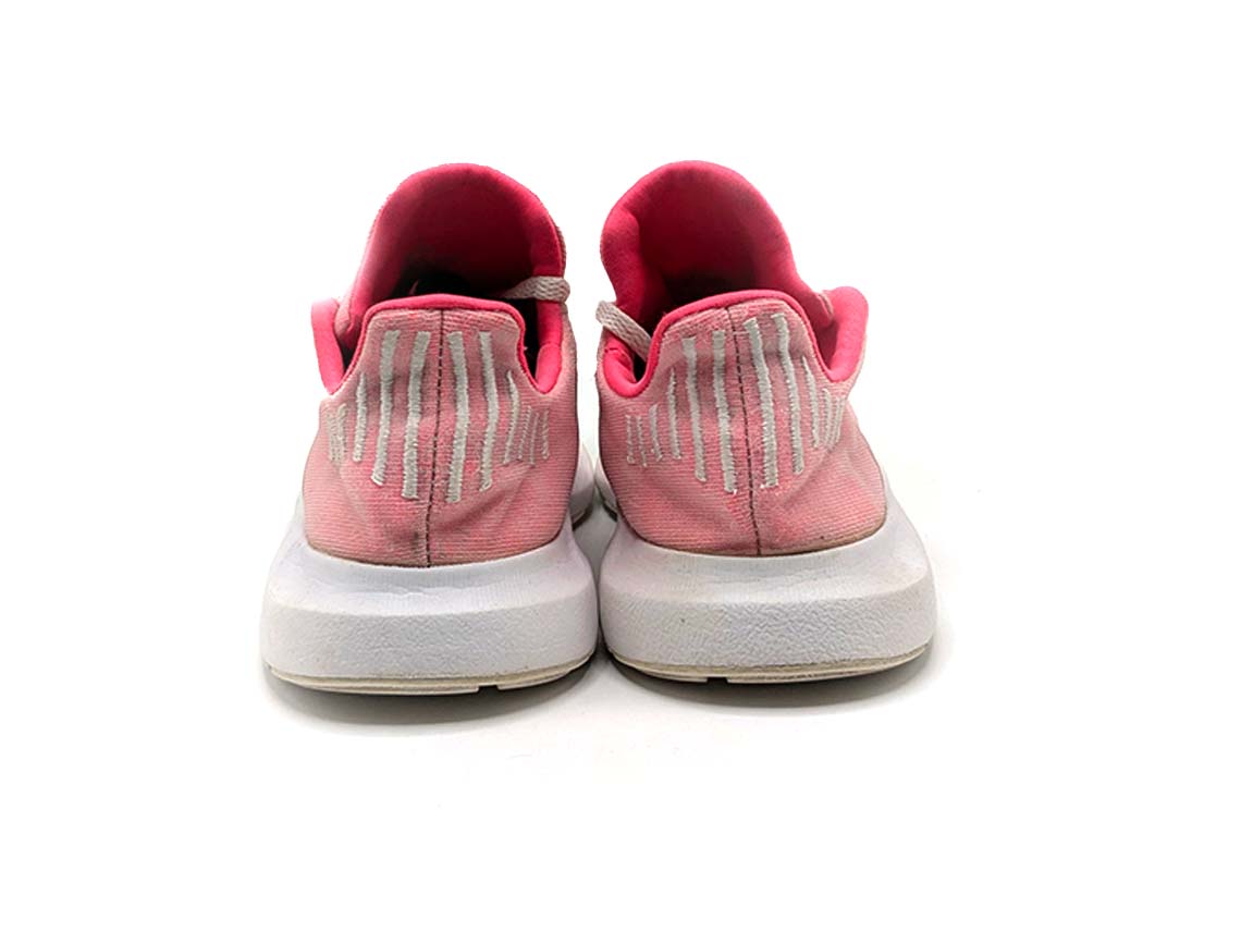 Adidas Swift Run