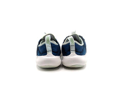 Nike Flex Advance SE