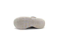 Nike Tanjun