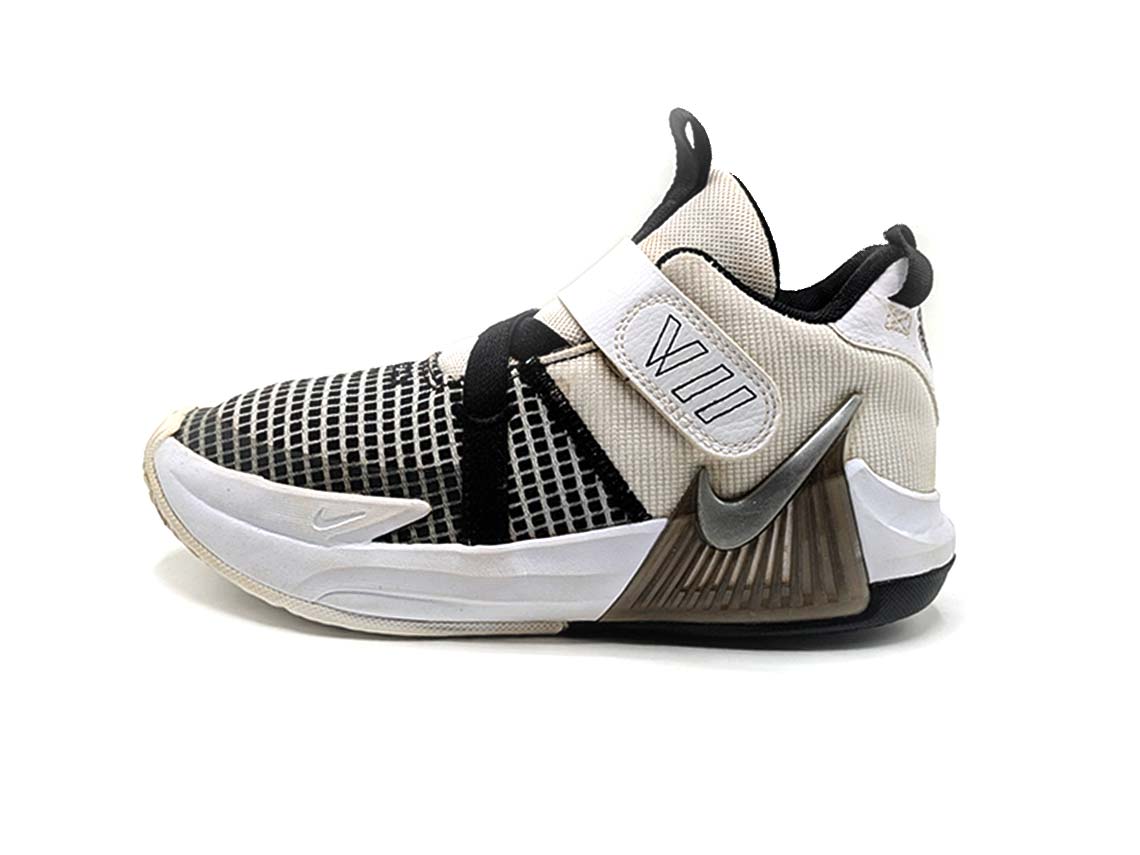 Nike LeBron Witness 7