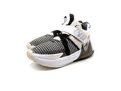 Nike LeBron Witness 7