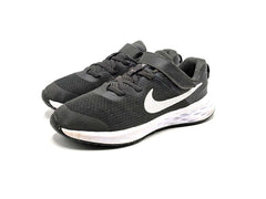 Nike Revolution 6