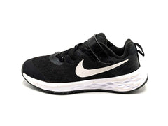 Nike Revolution 6