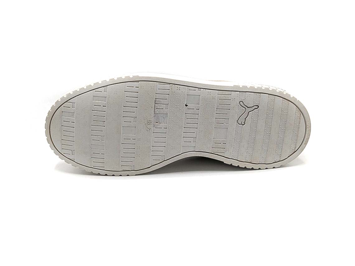 Puma Carina 2.0