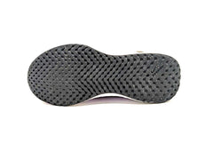 Nike Revolution 5