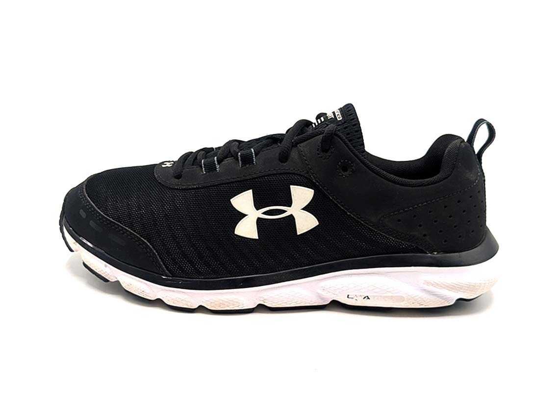 Under Armour Assert 8