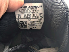 Under Armour Assert 8