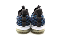 Nike LeBron 15