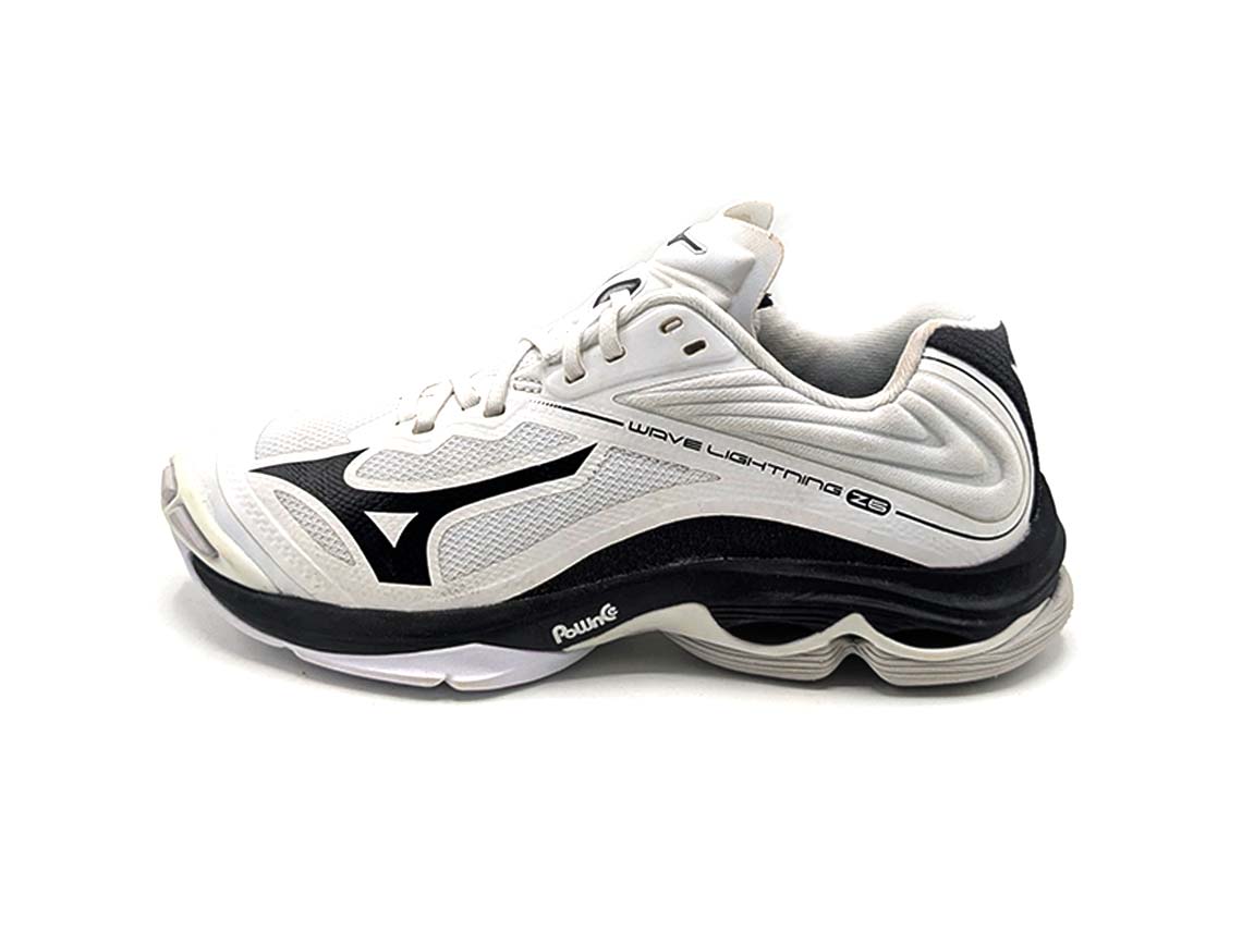 Mizuno Wave Lightning Z6