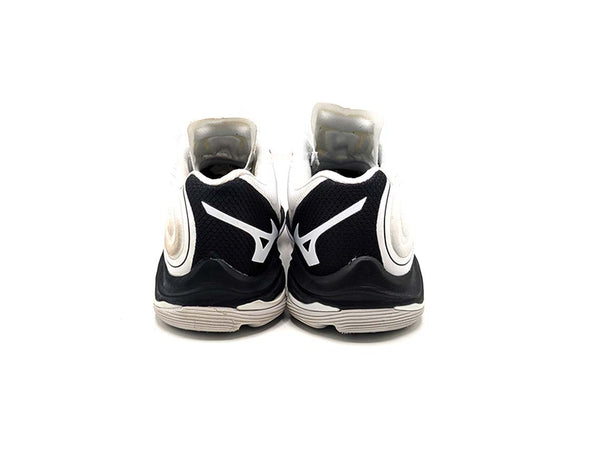 Mizuno Wave Lightning Z6