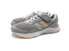 New Balance 680 V6