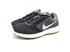 Nike Revolution 3