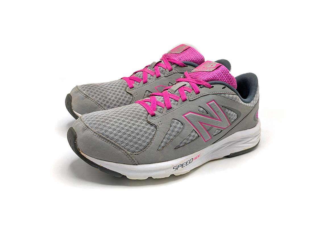 New Balance 490v4 Secondary image