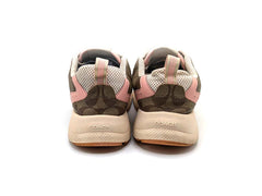 Coach C275 Tech