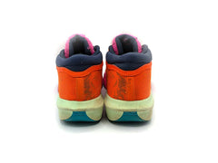 Nike LeBron Witness 8