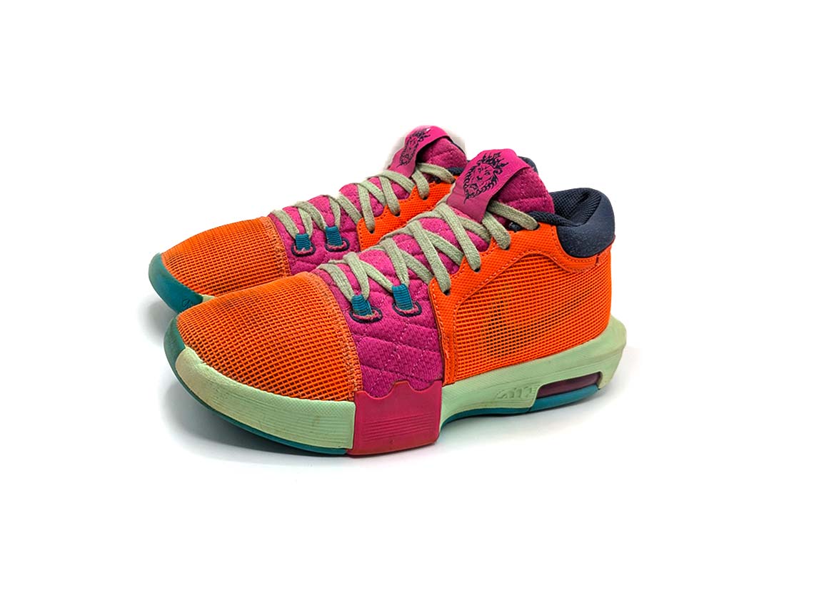 Nike LeBron Witness 8 Secondary image