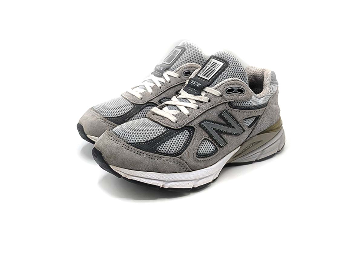 New Balance 990v4