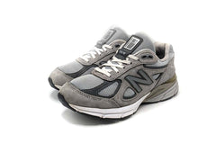 New Balance 990v4