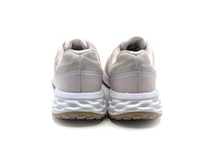 Nike Revolution 6