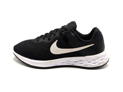 Nike Revolution 6