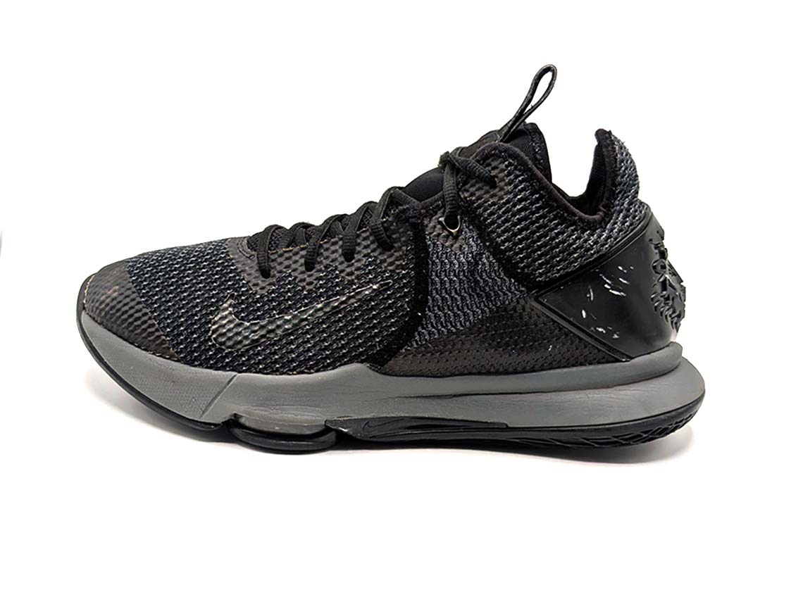 Nike LeBron Witness 4