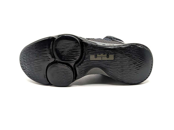Nike LeBron Witness 4