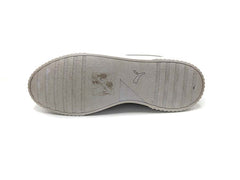 Puma Carina L