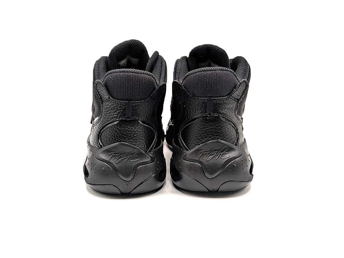 Nike Jordan Max Aura 4