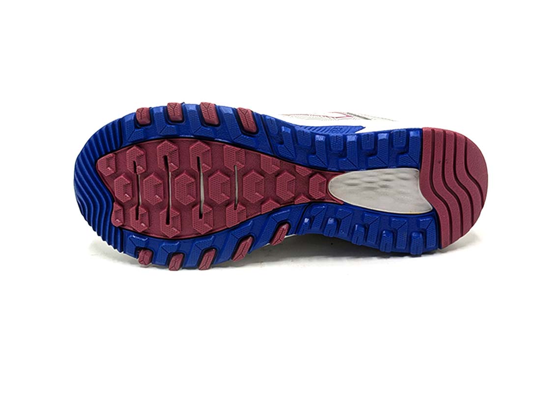 New Balance 410 V8