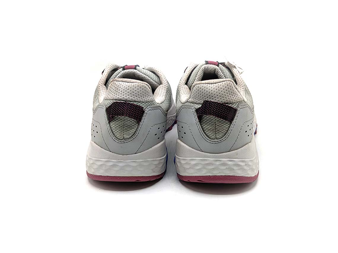 New Balance 410 V8