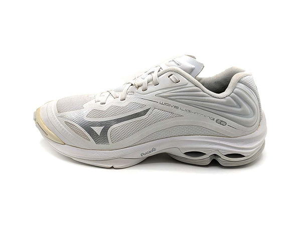 Mizuno Wave Lightning Z6