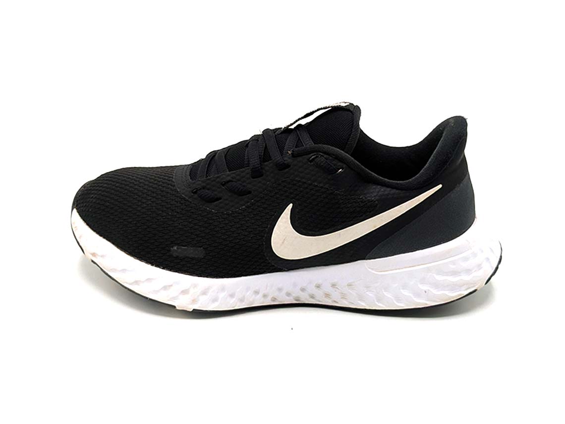 Nike Revolution 5