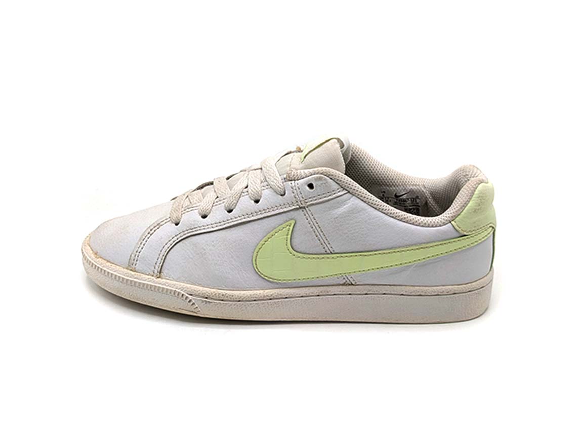 Nike Court Royale