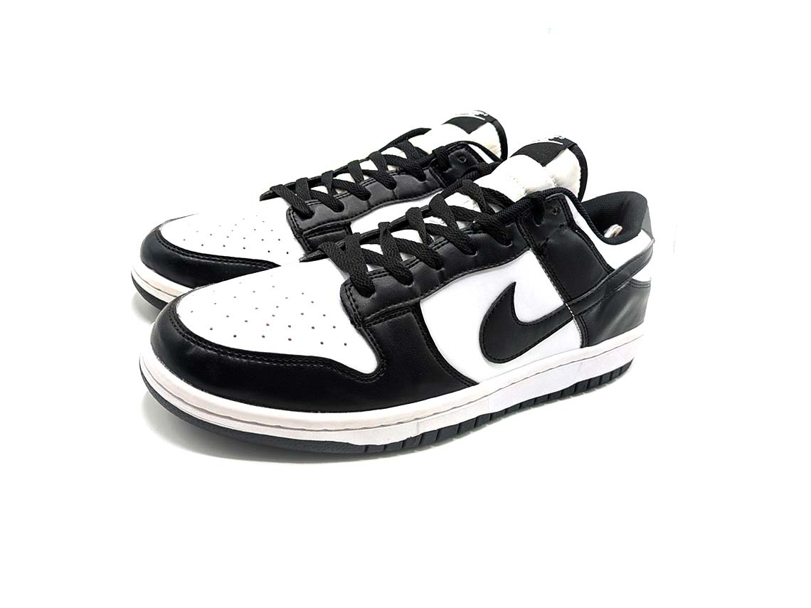 Nike Dunk Low Panda