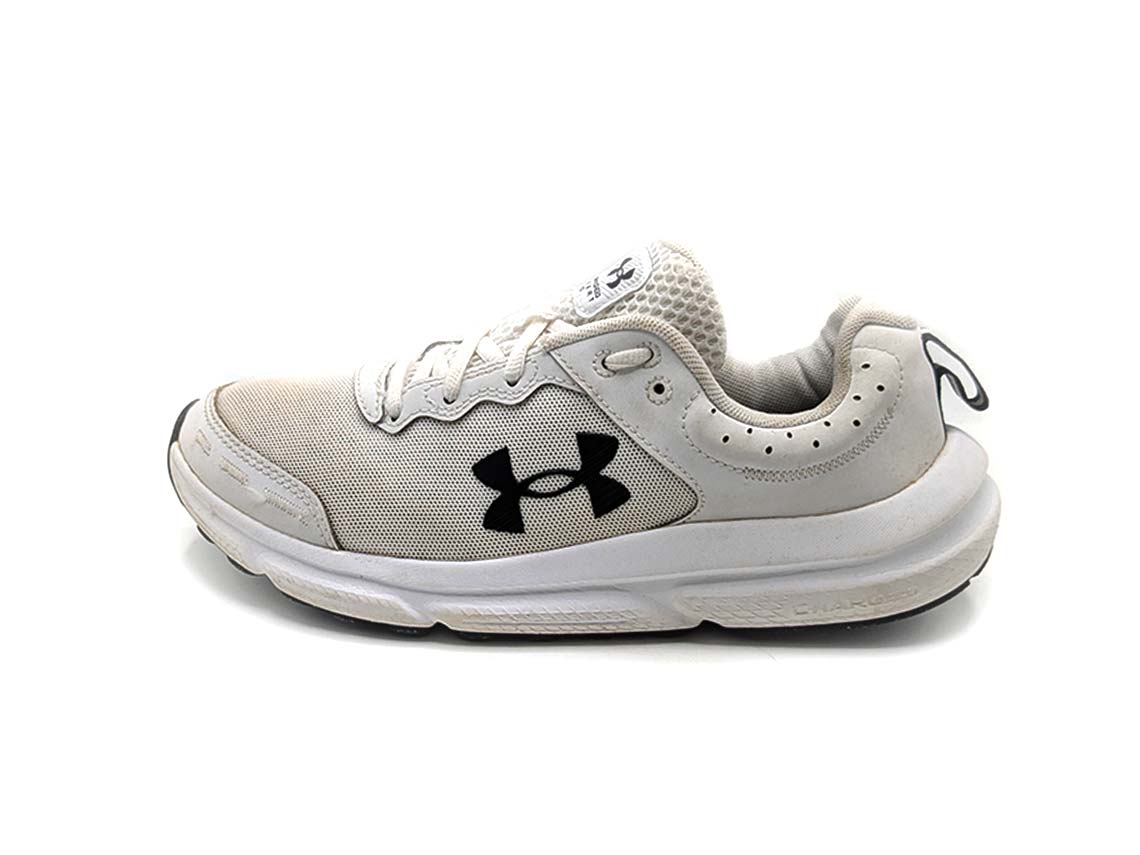 Under Armour Charged Assert