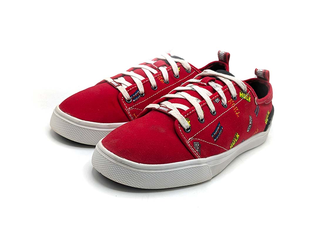 Toms Marvel Print Sneaker Secondary image